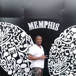 Meet your Posher, Christopher